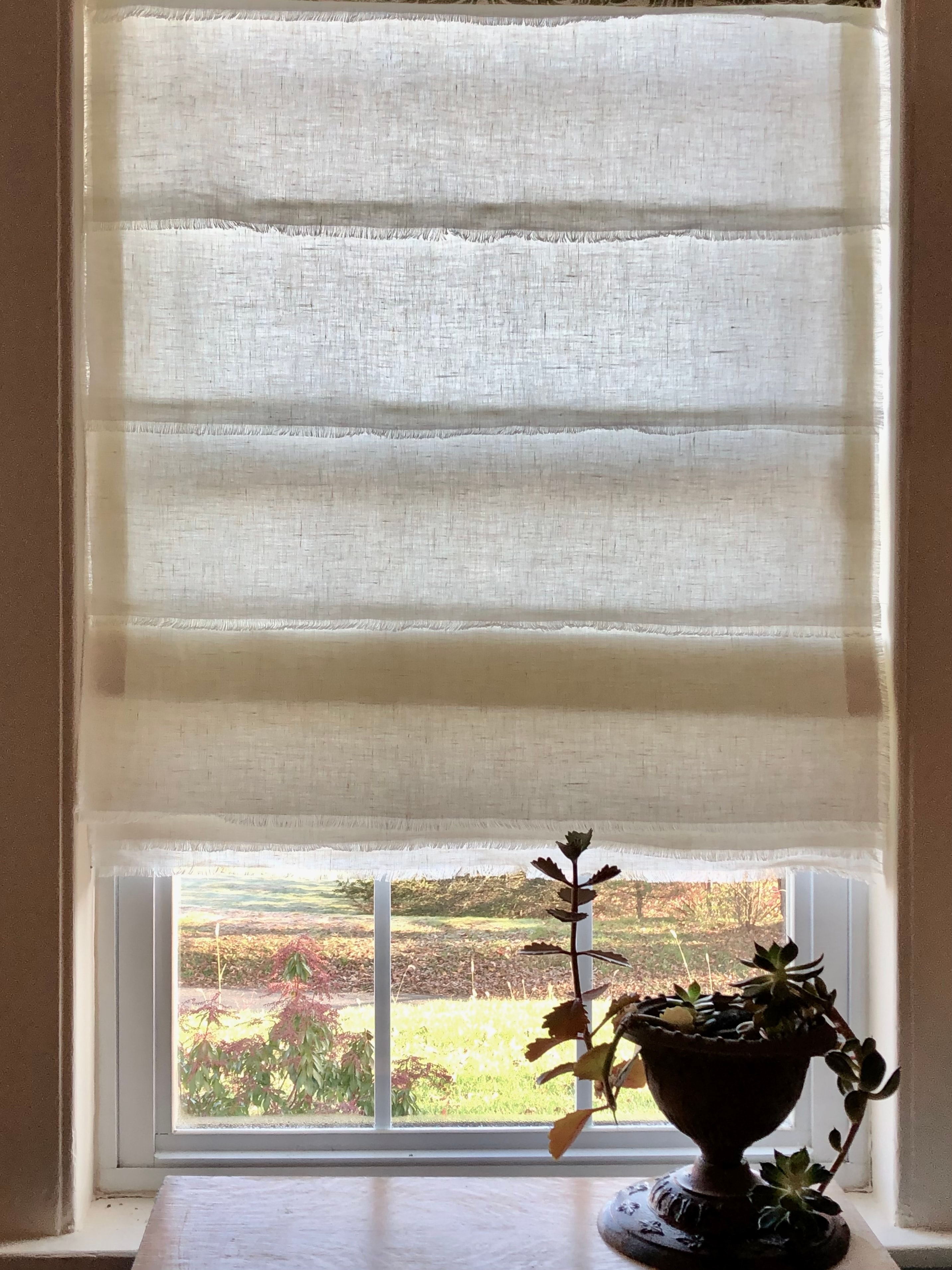 Shabby, linen shade